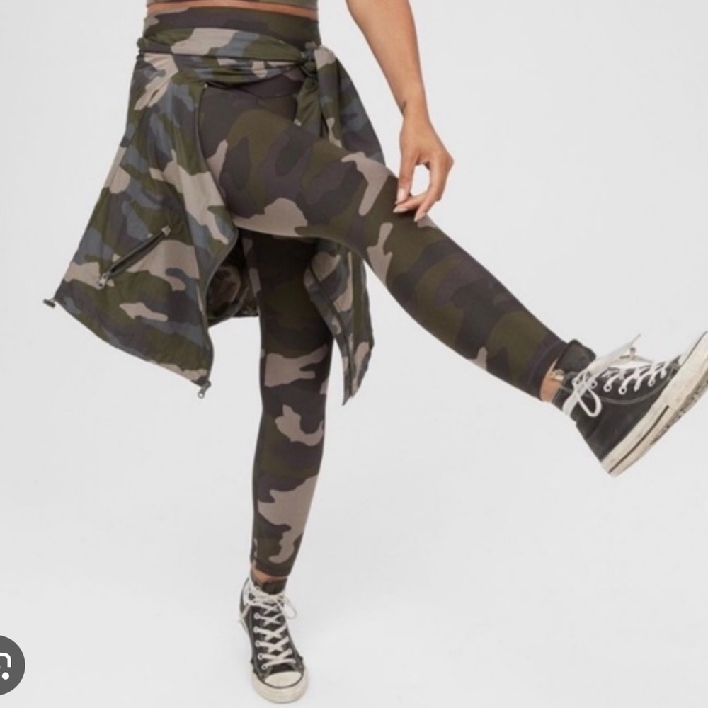 Aerie CAMO leggings